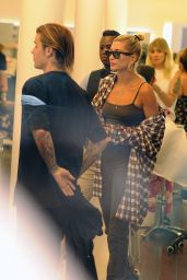 Hailey Baldwin and Justin Bieber - Cutler Hair Salon in NYC 08/08/2018