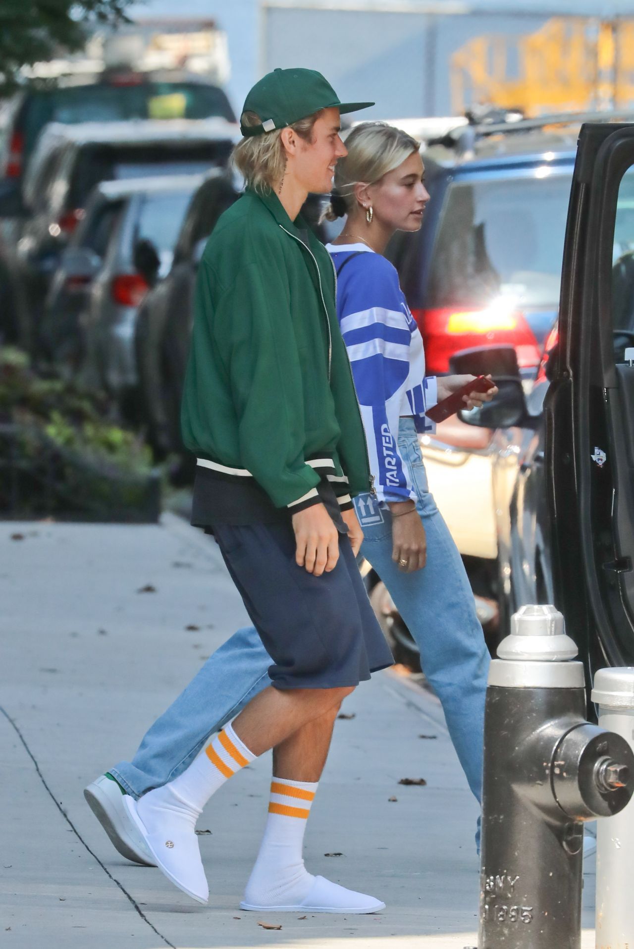 Hailey Baldwin Style Clothes Outfits And Fashion Page 6 Of 49