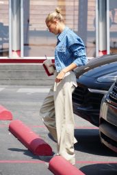 Hailey Baldwin Style - Out in West Hollywood 08/27/2018