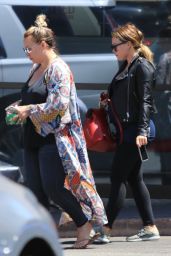 Hilary Duff - Out to Lunch With Her Sister Haylie Duff at Katsu-Ya Sushi in Studio City 08/14/2018