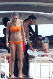 Ilary Blasi in Bikini - Holiday in Ponza, August 2018