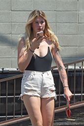 Ireland Baldwin Shows Off Her Legs in a Pair of Shorts in Venice, CA 08/01/2018