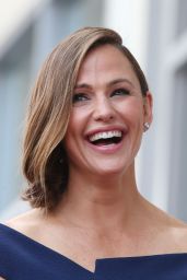 Jennifer Garner at the Ceremony Honoring Her With a Star on the Hollywood Walk Of Fame 08/20/2018