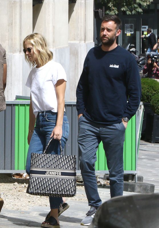 Jennifer Lawrence With Cooke Maroney in Paris 08/08/2018
