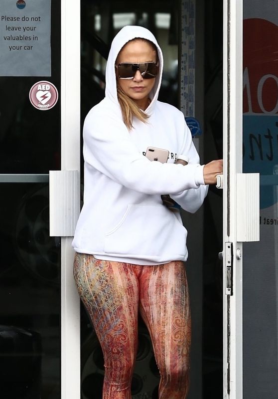 Jennifer Lopez - Leaving the Gym in Miami 08/25/2018
