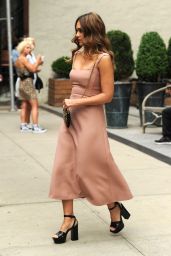 Jessica Alba - Leaves Her Hotel in NYC 08/08/2018