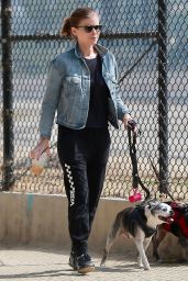 Kate Mara - Walking Her Dogs in LA 08/25/2018