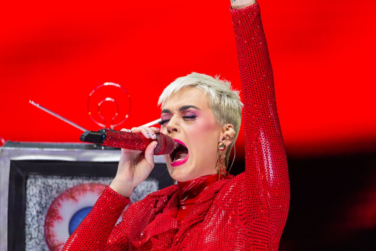 Katy Perry - Performs at Qudos Bank Arena in Sydney 08/13/2018 • CelebMafia