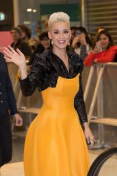 Katy Perry - Q&A at Southland Shopping Centre in Melbourne