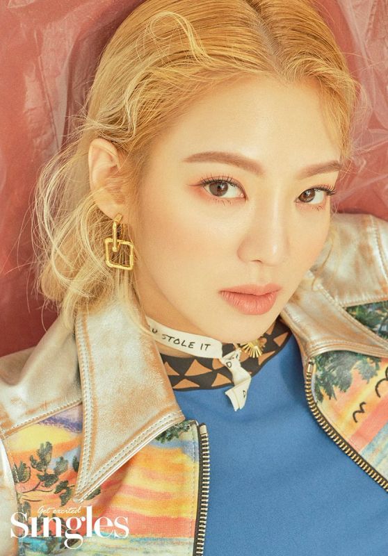 Kim Hyo Yeon - Singles Magazine, September 2018 