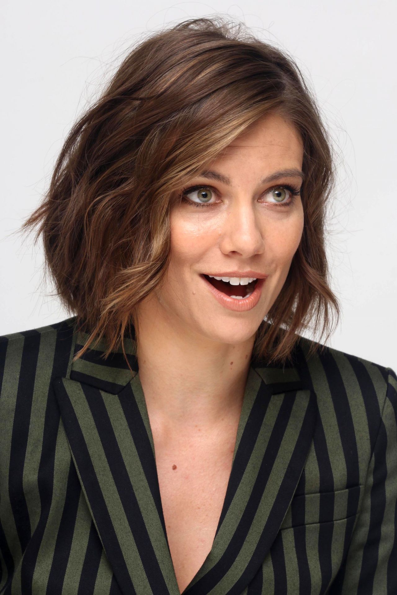 LAUREN COHAN at Mile 22 Photocall in Los Angeles 07/28 