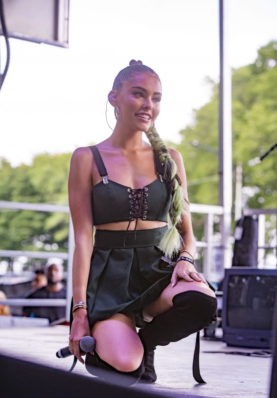 Madison Beer - Lollapalooza in Chicago, August 2018
