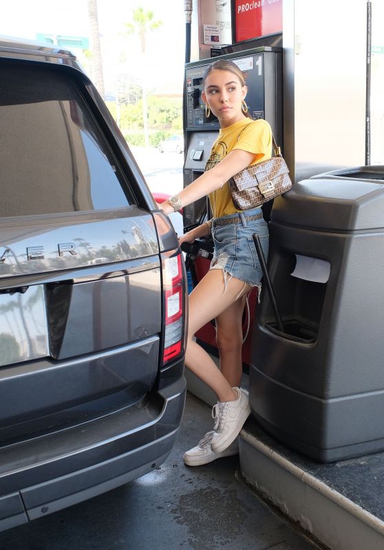 Madison Beer - Pumping Gas in LA 08/08/2018