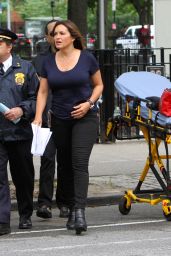 Mariska Hargitay - "Law and Order: SVU" Set in Manhattan 08/24/2018