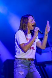 Melanie Chisholm - Performing Live at Kronefest in Linz 08/17/2018