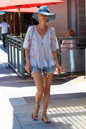 Nicky Hilton - Leaving a Nail Salon in Beverly Hills 08/01/2018