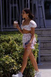 Olivia Culpo Summer Style - Out in Miami 08/14/2018