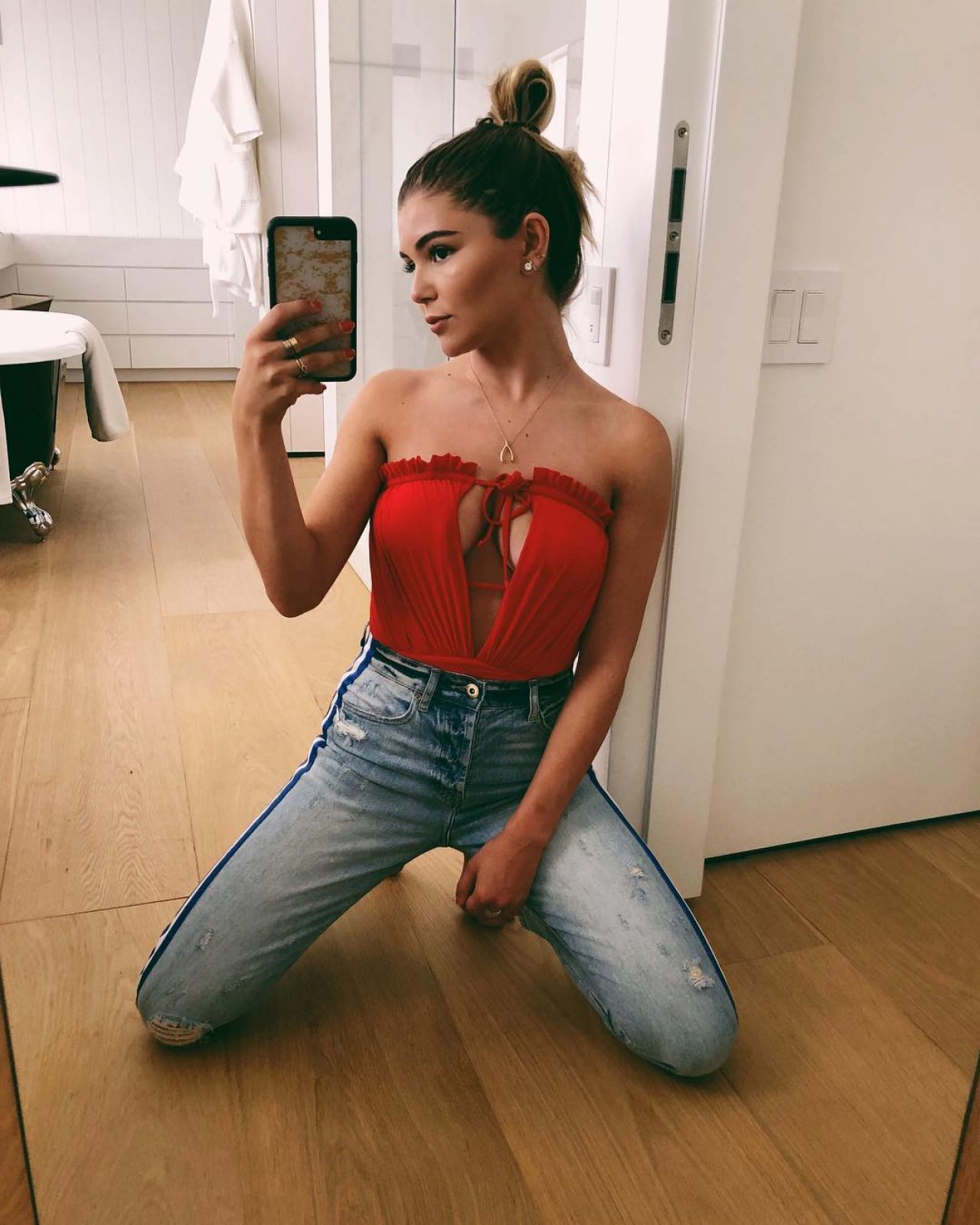 Olivia Jade - Social Media, August 2018.