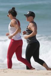 Pink in Leggings - Gold Coast in Australia 08/16/2018