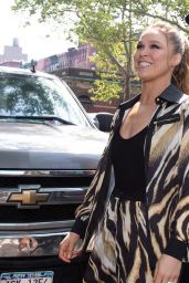 Ronda Rousey - Visits her NYC Mural 08/17/2018