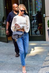 Rosie Huntington-Whiteley - Out in New York 08/15/2018