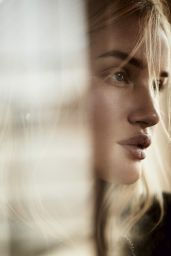 Rosie Huntington-Whiteley - The Edit by Net-A-Porter August 2018