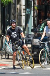 Sophie Turner and Joe Jonas on a Bicycle Ride in NYC 08/08/2018