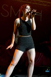 Sydney Sierota - Performs in West Palm Beach 08/07/2018
