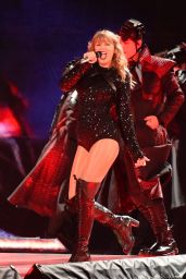 Taylor Swift Performs at Heinz Field in Pittsburgh 08/07/2018