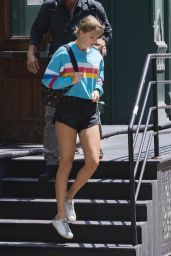 Taylor Swift - Shows Off Her Legs in Shorts - Leaves Her Apartment in NYC 08/07/2018