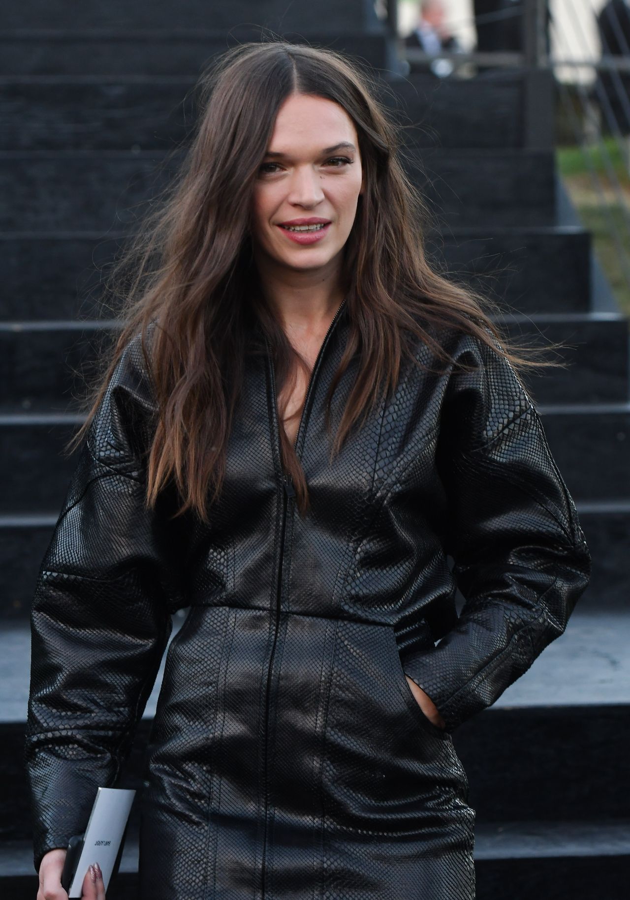 Anna Brewster – Saint Laurent Show, Paris Fashion Week 09/25/2018