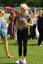 Ashely James – PupAid Event in London 09/01/2018
