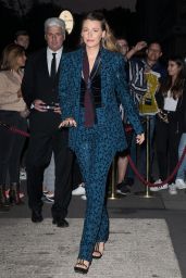 Blake Lively - Leaving the hotel Plaza Athenee in Paris 09/18/2018