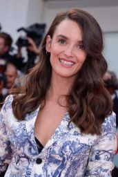 Charlotte Le Bon – 2018 Venice Film Festival Opening Ceremony and “First Man” Red Carpet
