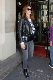 Cindy Crawford - Arriving at Her Hotel in Paris 09/25/2018
