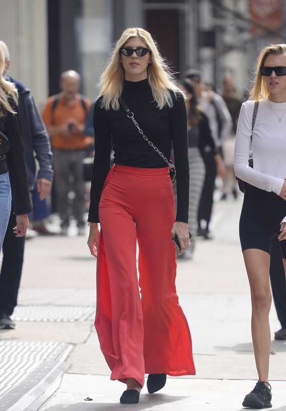 Devon Windsor in a Bright Red Flared Pants - Shopping in NYC 09/20/2018