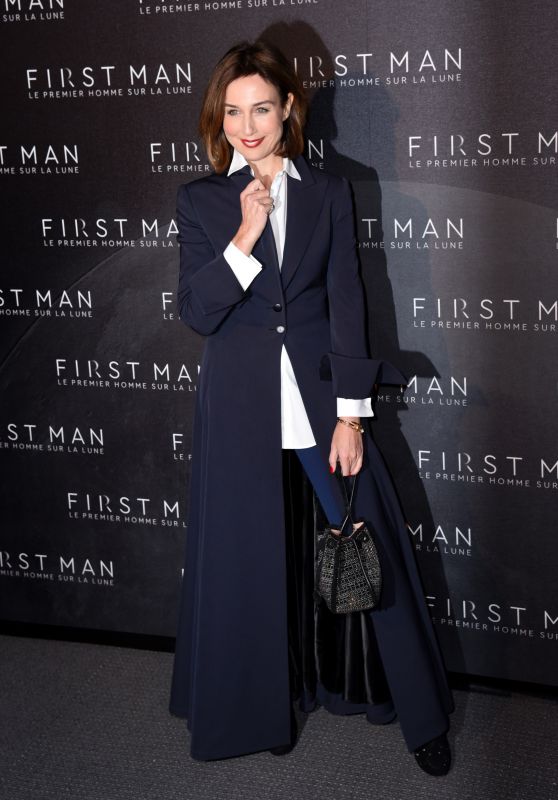 Elsa Zylberstein – “First Man” Premiere in Paris