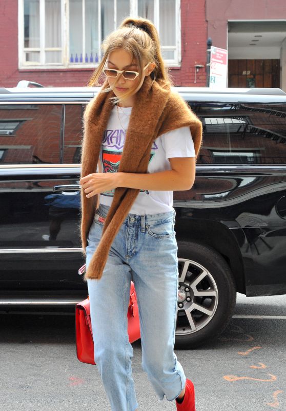 Gigi Hadid - Out in New York City 09/02/2018