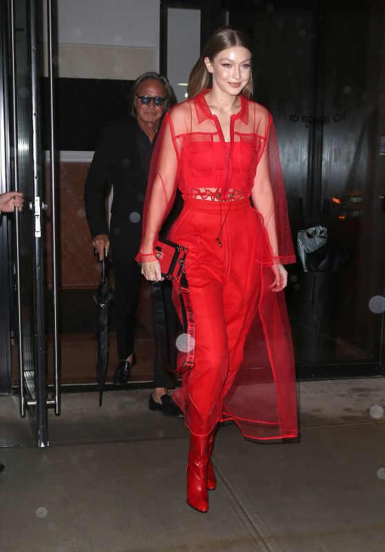 Gigi Hadid Style and Fashion - New York City 09/10/2018