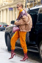 Gigi Hadid Style - Makes a Visits to Zayn Malik in NYC 09/11/2018