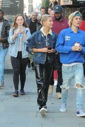 Hailey Baldwin and Justin Bieber in London 09/17/2018
