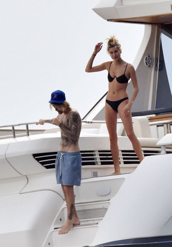 Hailey Baldwin in Bikini and Justin Bieber at a Yacht in Italy 09/21/2018