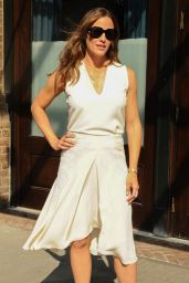 Jennifer Garner in a White Dress - New York City 09/05/2018
