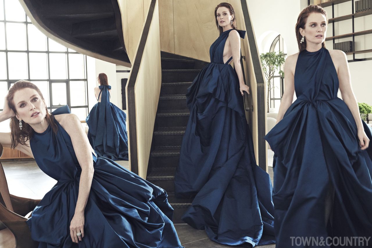 Julianne Moore - Town & Country USA, October 2018 • CelebMafia