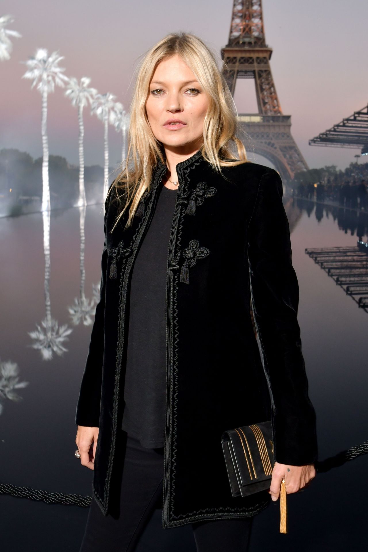 Kate Moss – Saint Laurent Show, Paris Fashion Week 09/25/2018 • CelebMafia