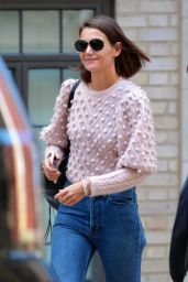 Katie Holmes in a Sweater and Jeans - New York City 09/16/2018