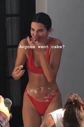 Kendall Jenner - Personal Pics 09/04/2018