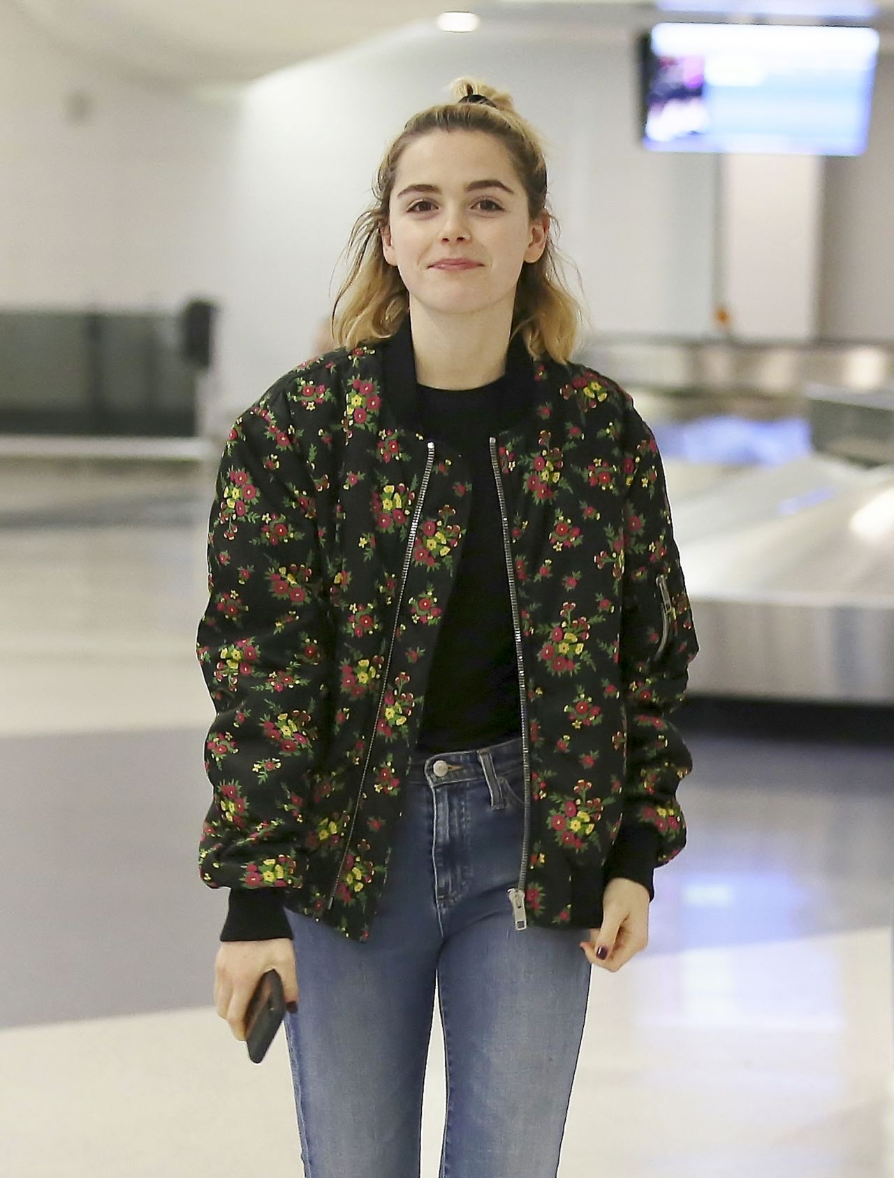 Kiernan Shipka at LAX 09/28/2018 • CelebMafia