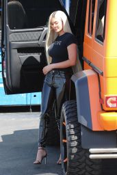 Kylie Jenner Style - Out in LA 09/07/2018