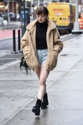 Maisie Williams - Out in NYC 09/10/2018